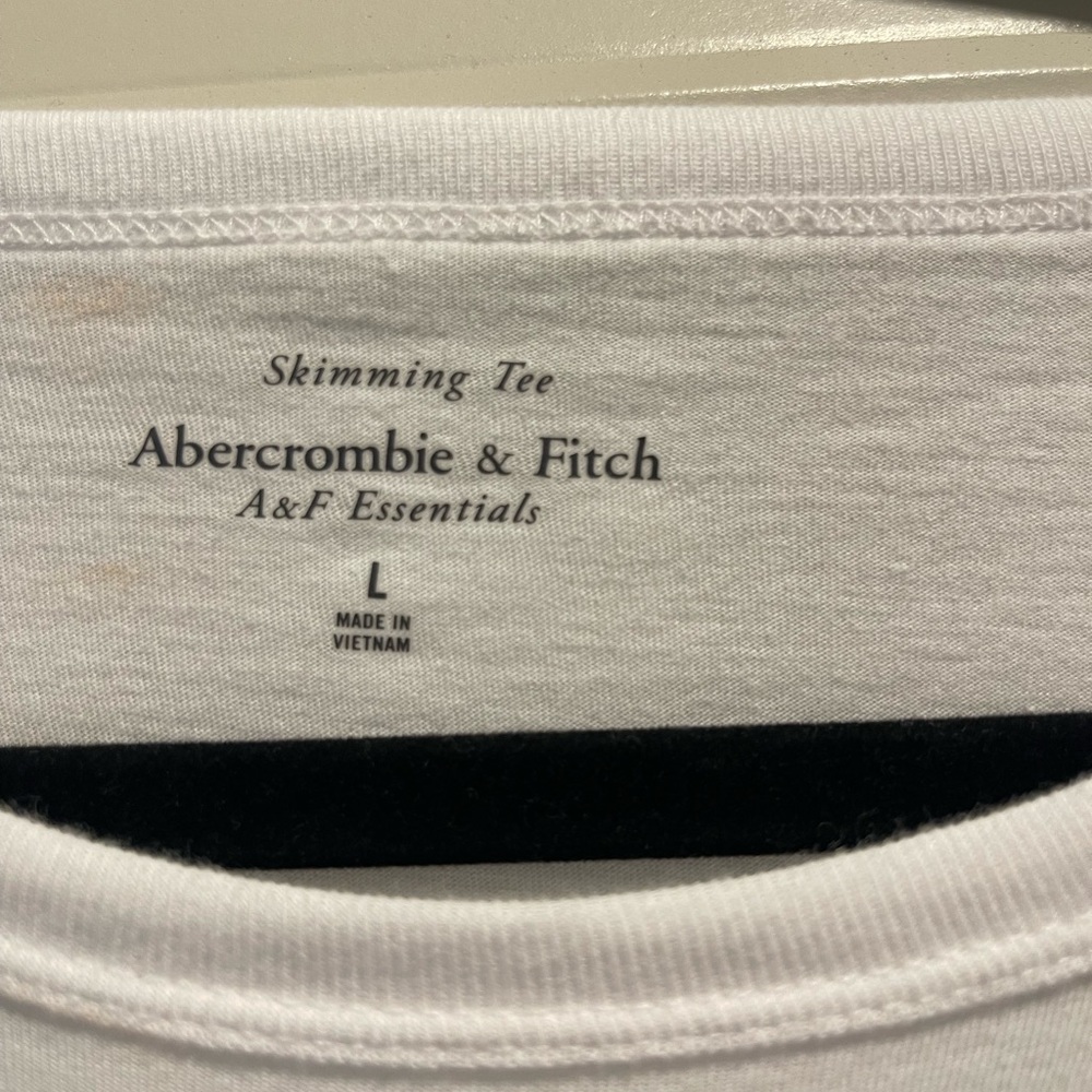 Abercrombie & Fitch White Skimming Tee - Picture 3 of 4